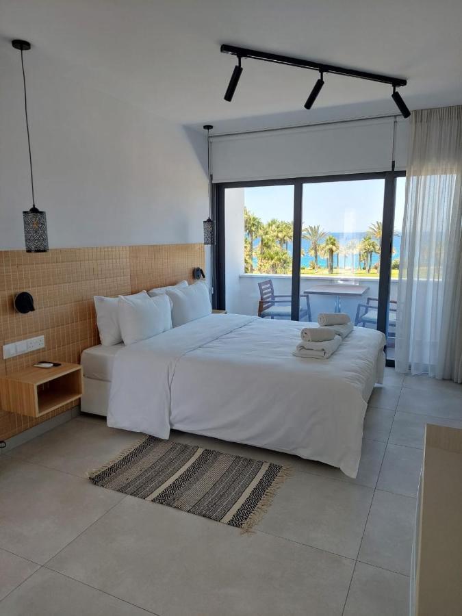 Terrazza Suites Paphos Exterior foto