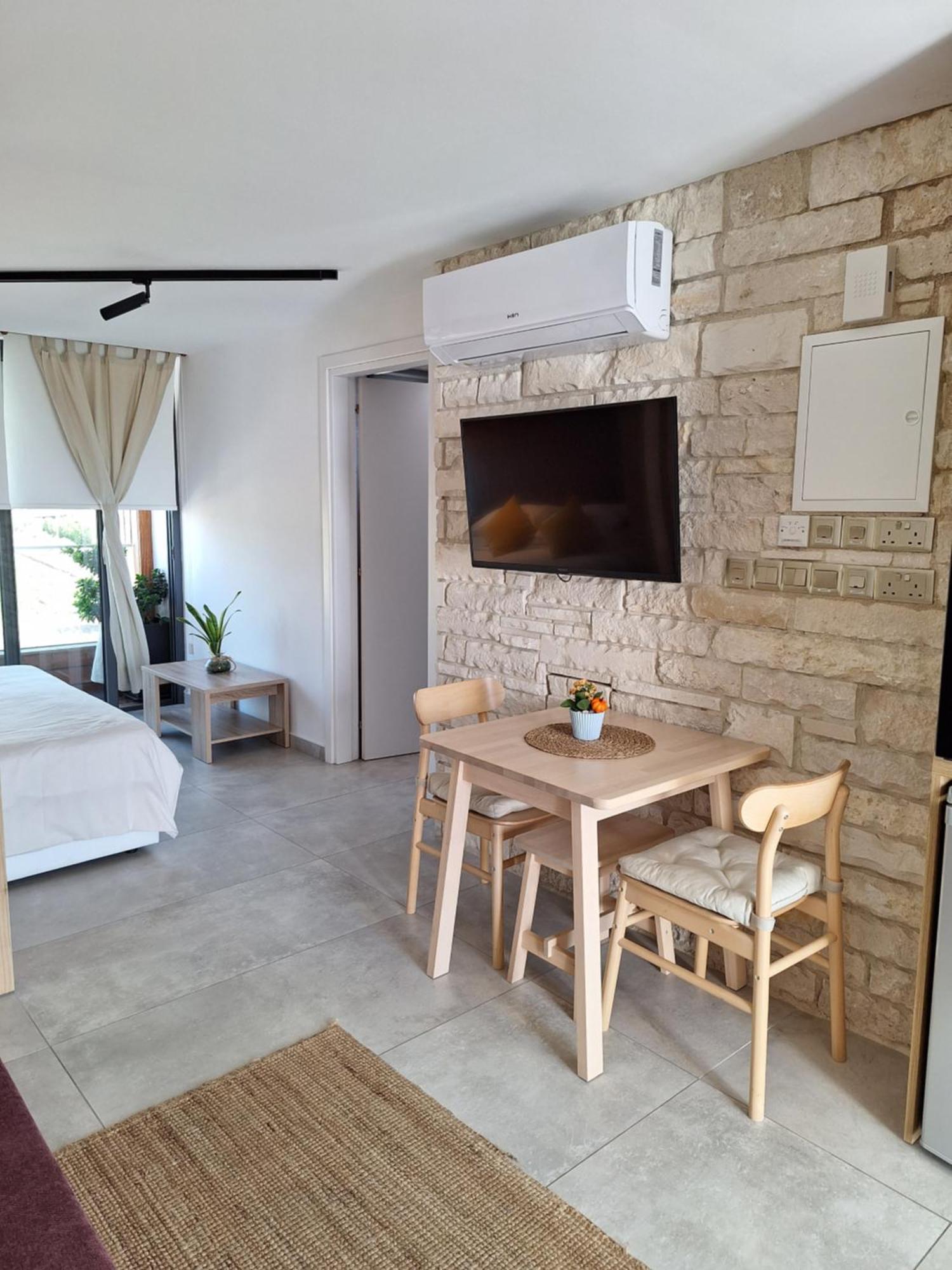 Terrazza Suites Paphos Exterior foto