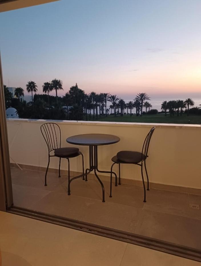 Terrazza Suites Paphos Exterior foto