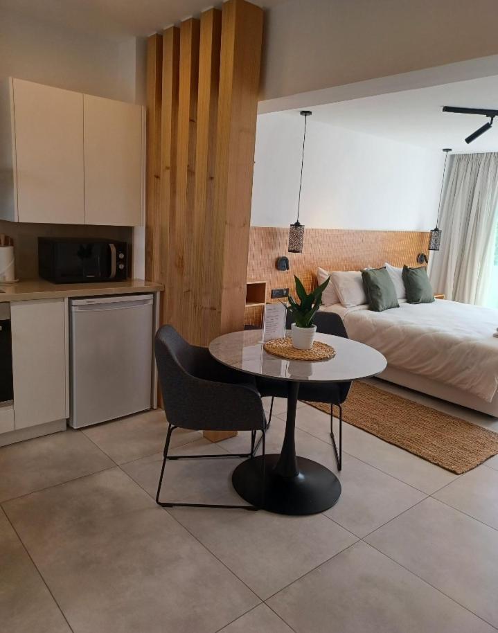 Terrazza Suites Paphos Exterior foto