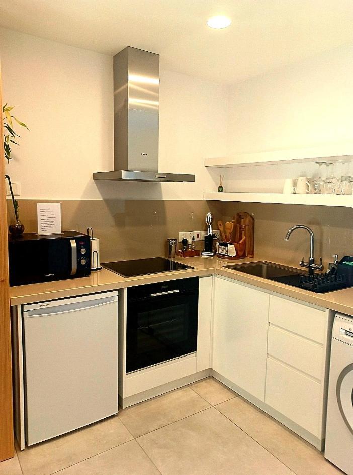 Terrazza Suites Paphos Habitación foto